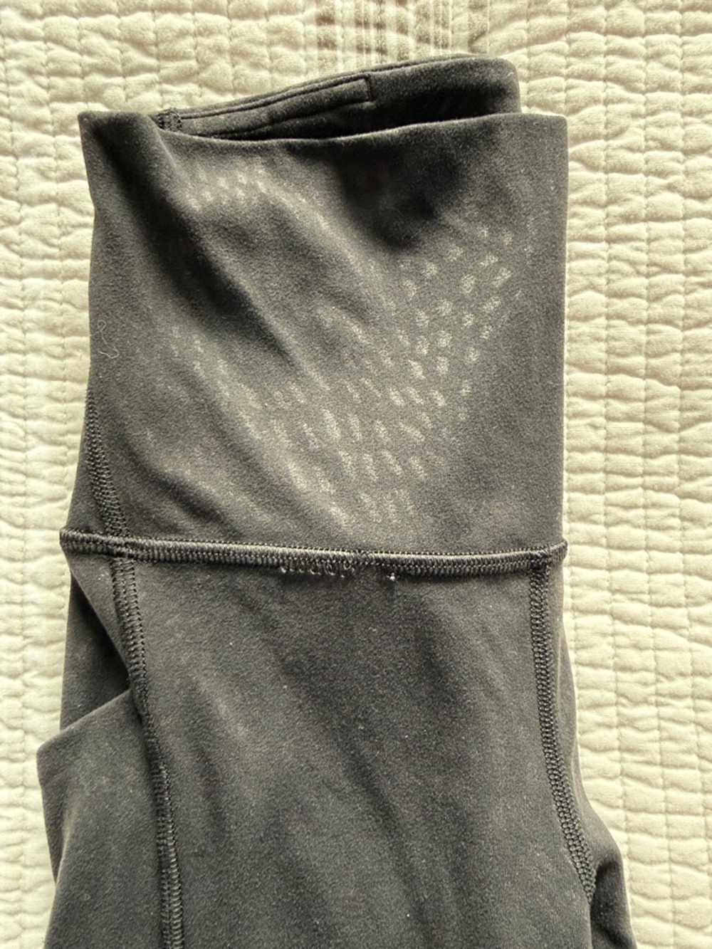 Lululemon Black High-Waist Align Workout Shorts 8” - Picture 5 of 5